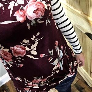 💕Boutique Long Sleeve Shirt with Knot🌸